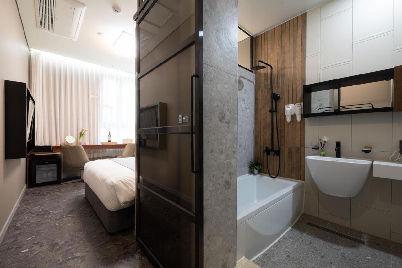 Hotel Dm Seoul Ngoại thất bức ảnh